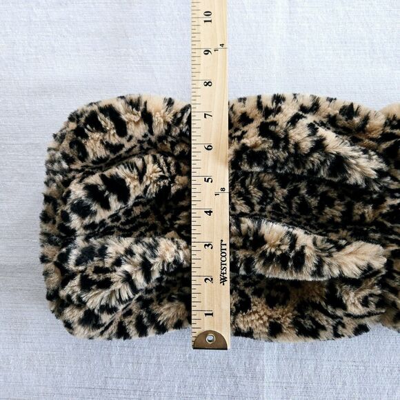 Vintage Hand Warmer Muffs Set Of Two Faux Fur Leopard Print Classic Midcentury - Picture 8 of 10